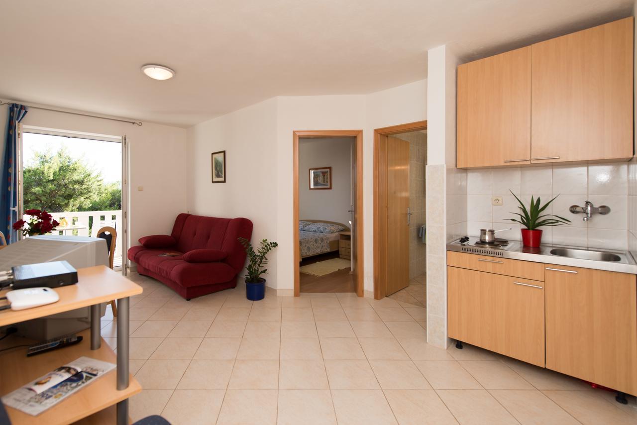 Sun House Apartments Bol Eksteriør billede
